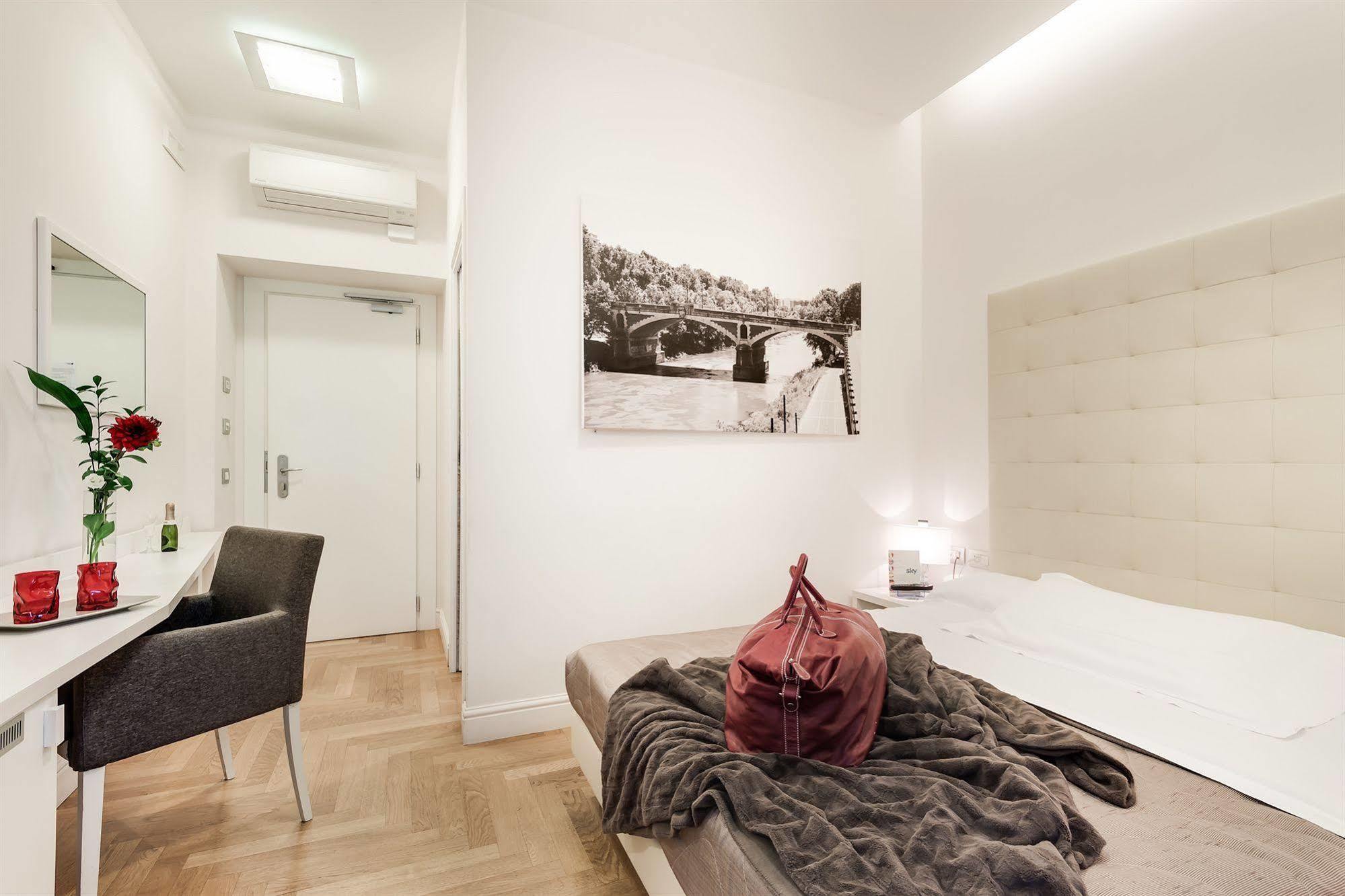 Rome River Inn Extérieur photo
